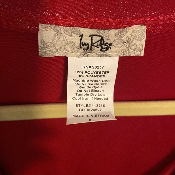 Ivy Ridge Top - Picture 3 of 5